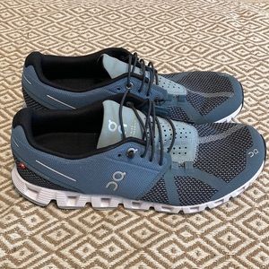 On Cloud Running Tide/Magnet Womens Sneakers Size 9